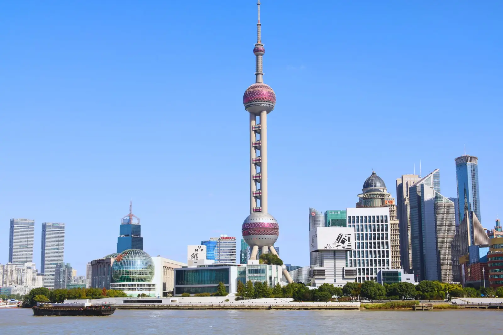 2025年储能柜行业技术标准更新要点解读