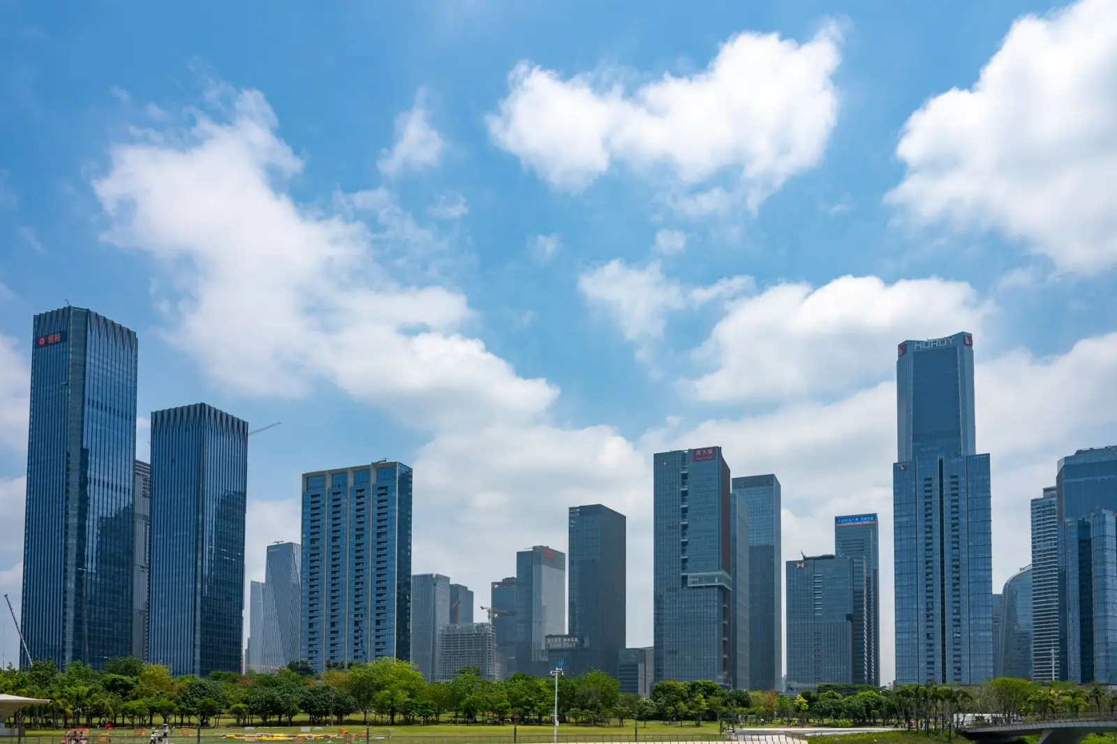 储能柜BMS系统在削峰填谷中的关键技术解析